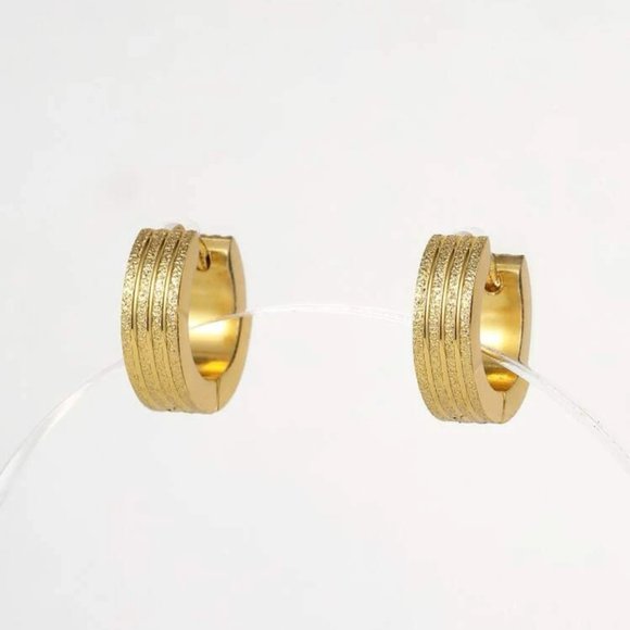 Stainless Steel Gold Hoop Hinged Snap Earring Women Men NWT - Picture 3 of 3
